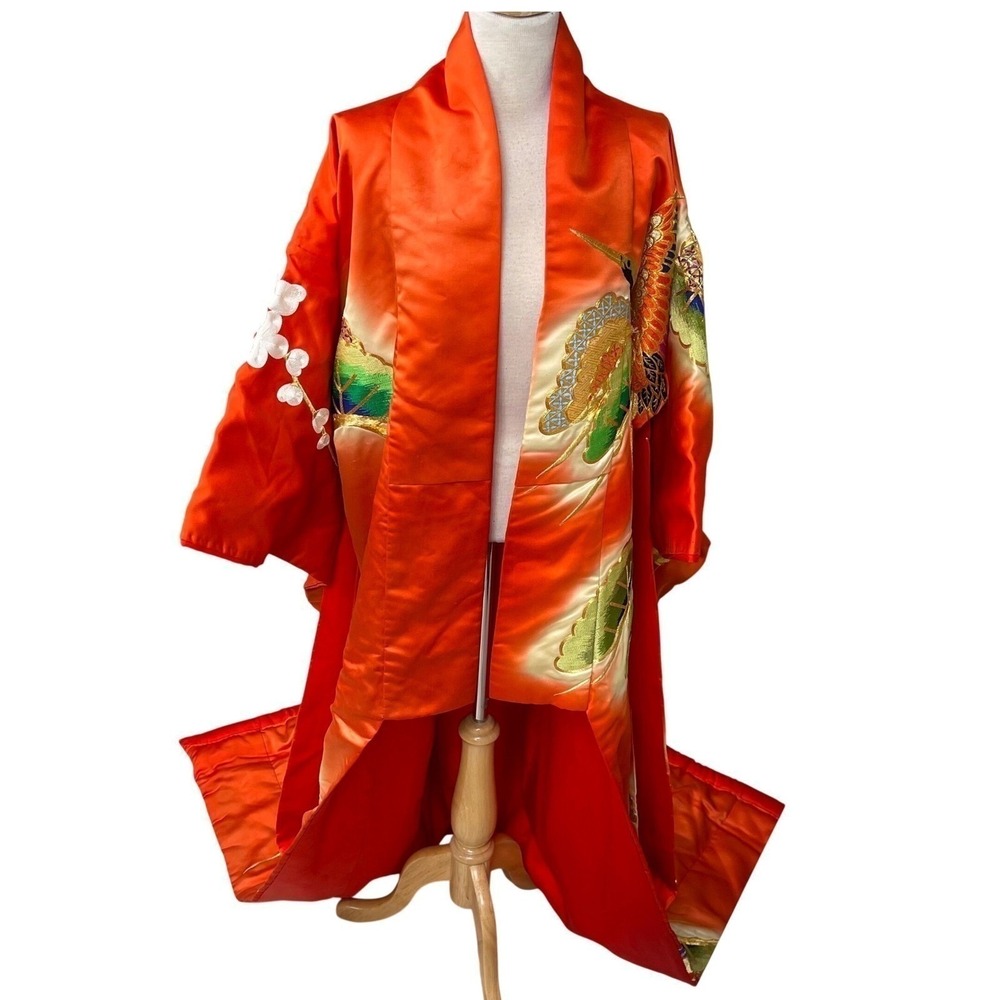 Japanese Orange uchikake Floral  Kimono Robe Traditional Japanese Wedding floral - Picture 2 of 12